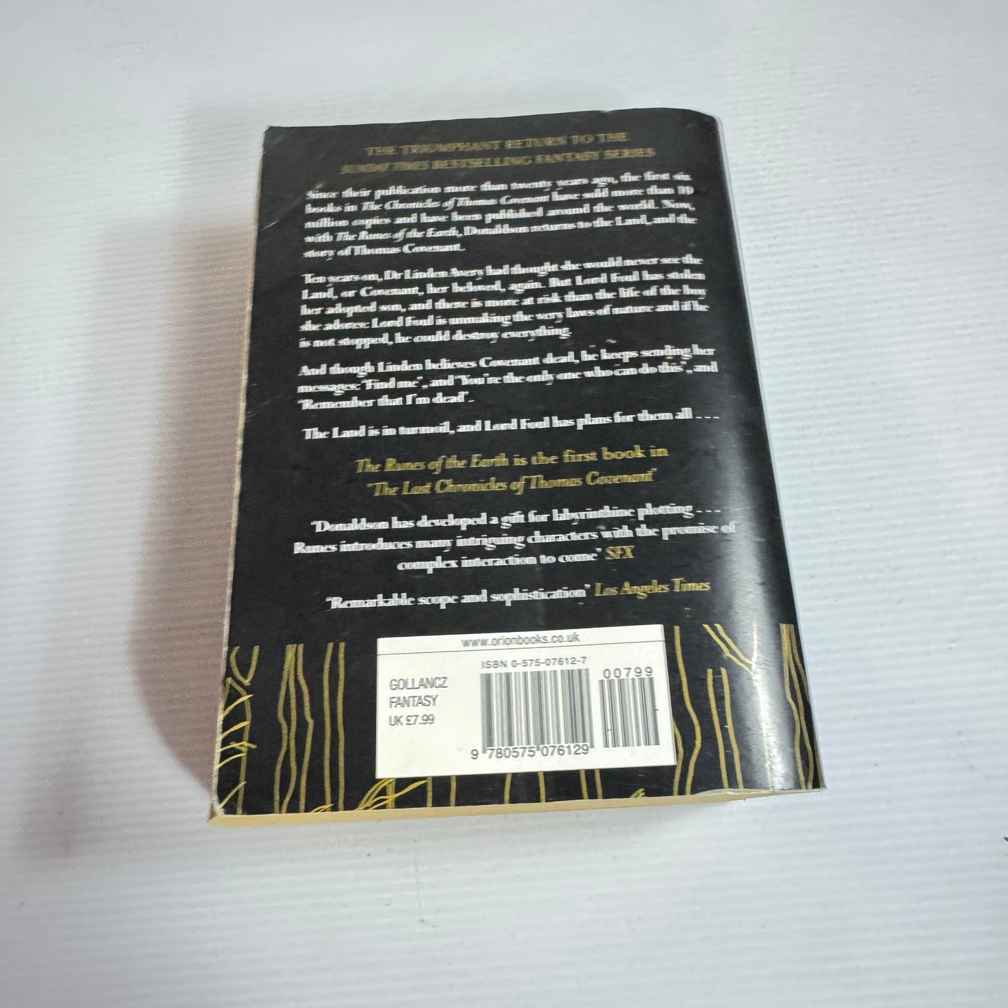 The Runes of the Earth : The Last Chronicles of Thomas Covenant - Stephen Donaldson