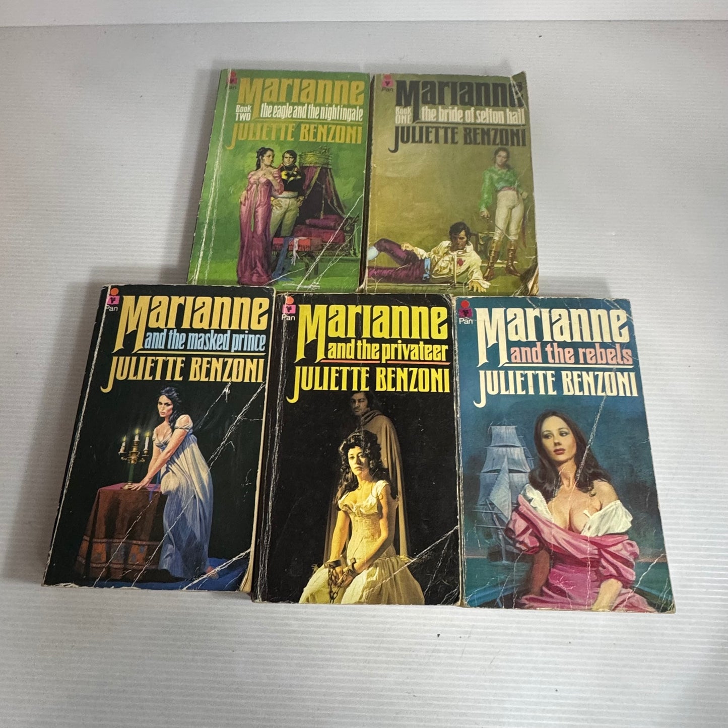 Juliette Benzoni Vintage Marianne Book Bundle x 5 Books (2575)