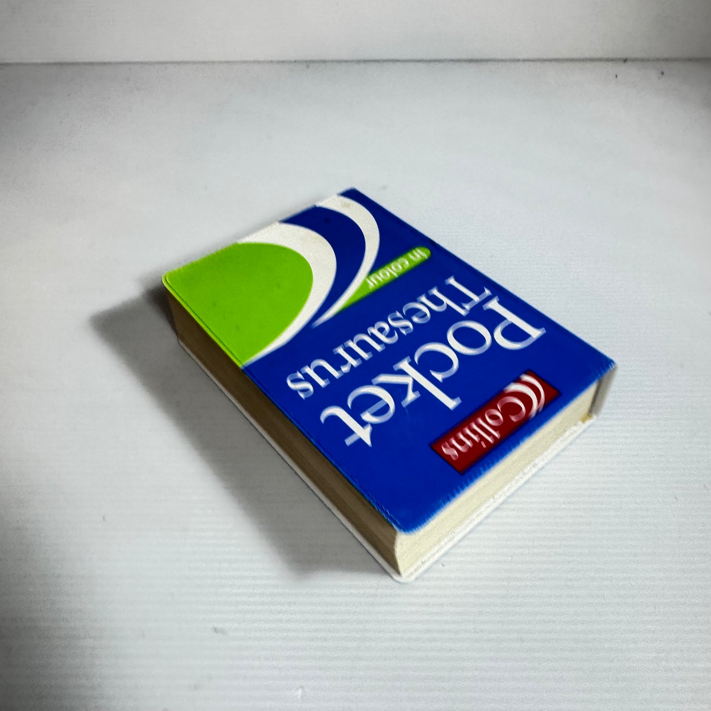 Collins Pocket Thesaurus (In Colour)