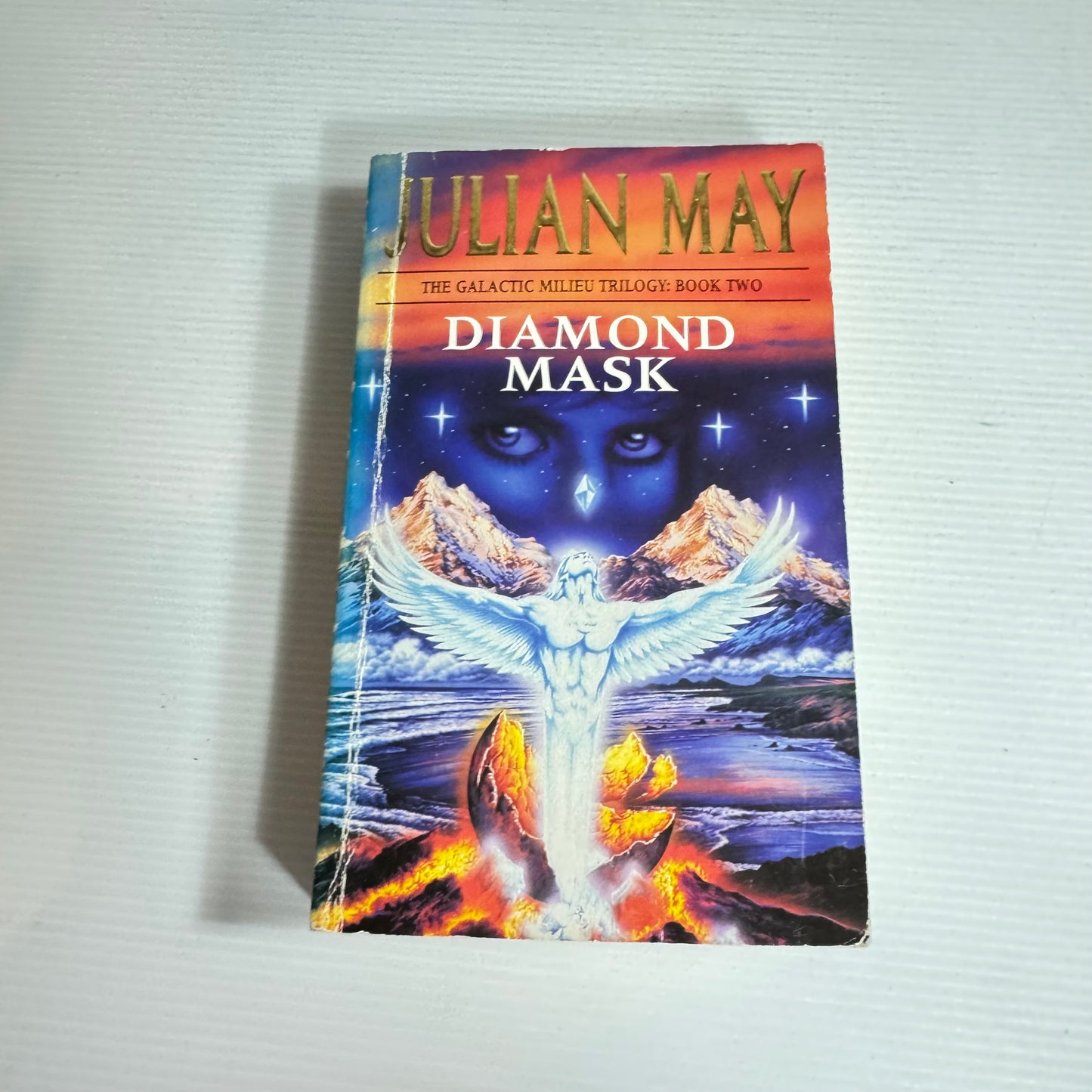 Diamond Mask : The Galactic Milieu Trilogy: Book 2 - Julian May