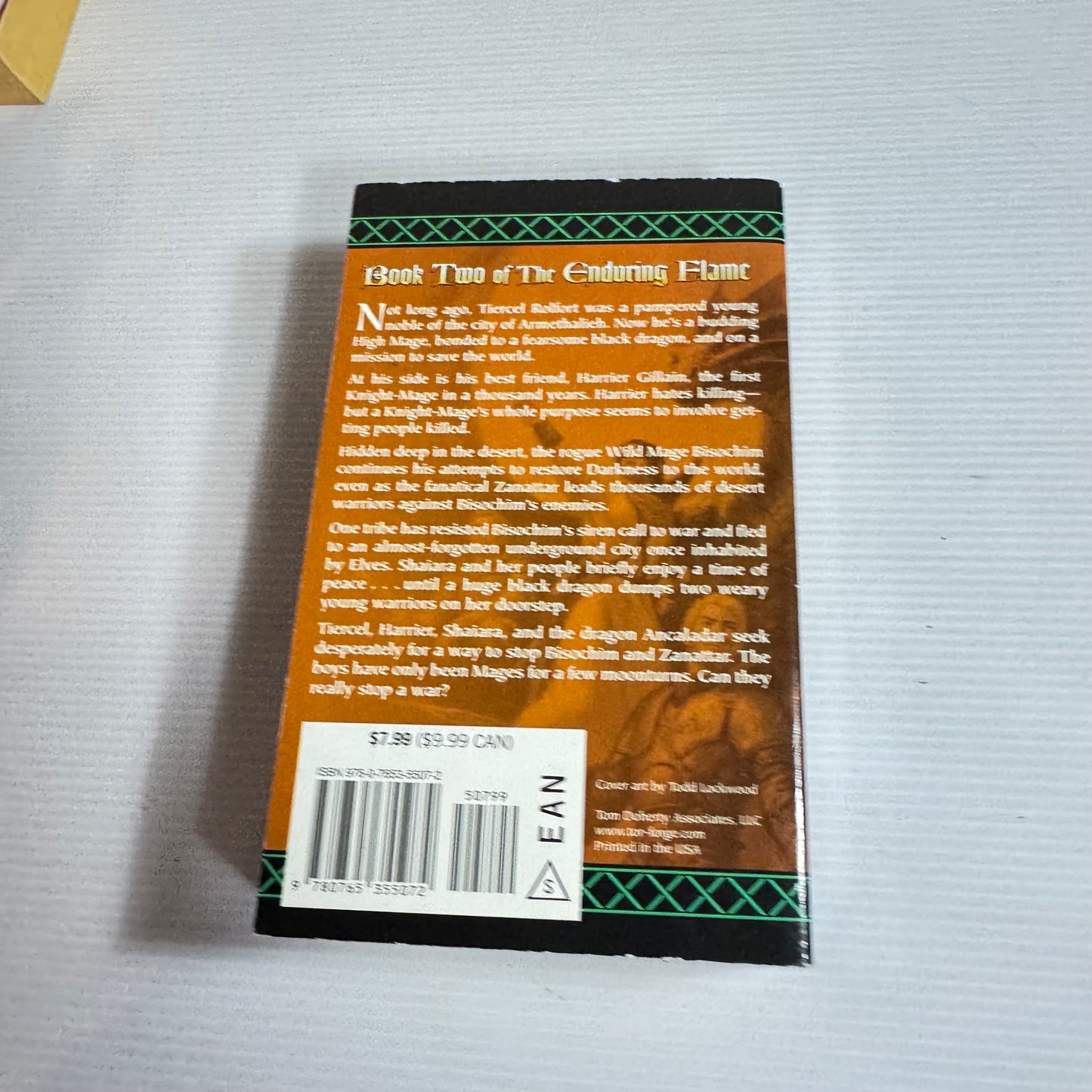 The Phoenix Endangered - Mercedes Lackey And James Mallory