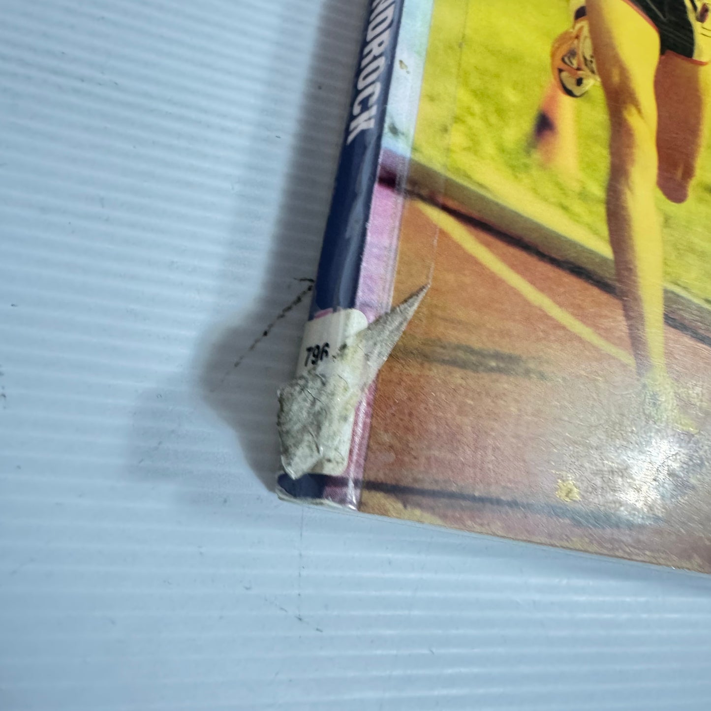 Running Tough : 75 Challenging Training Runs - Michael Sandrock
