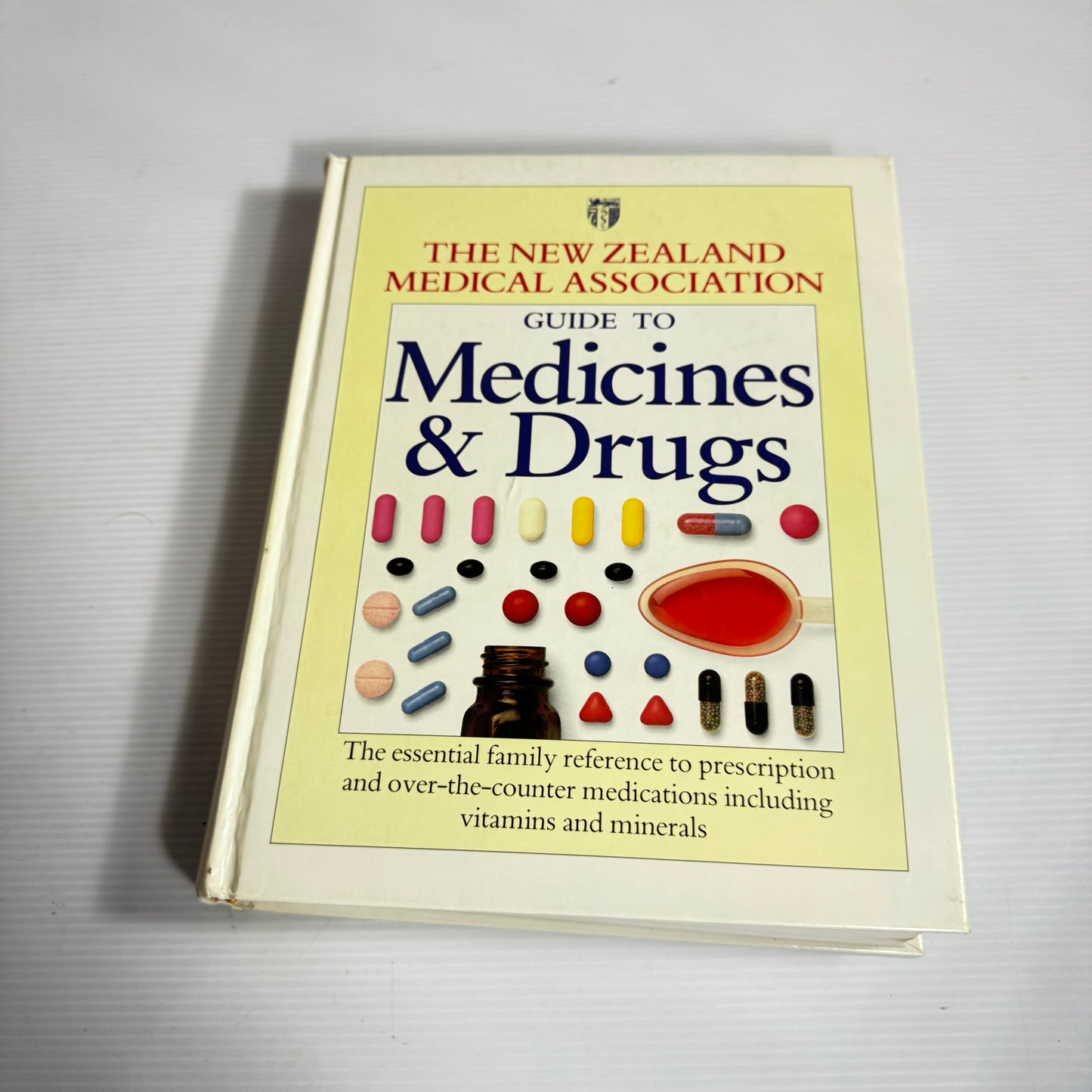 The New Zealand Medical Association Guide to Medicines & Drugs