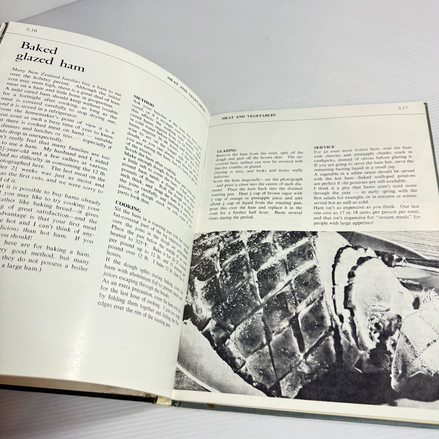 Meals With The Family - Alison Holst (Vintage 1967)