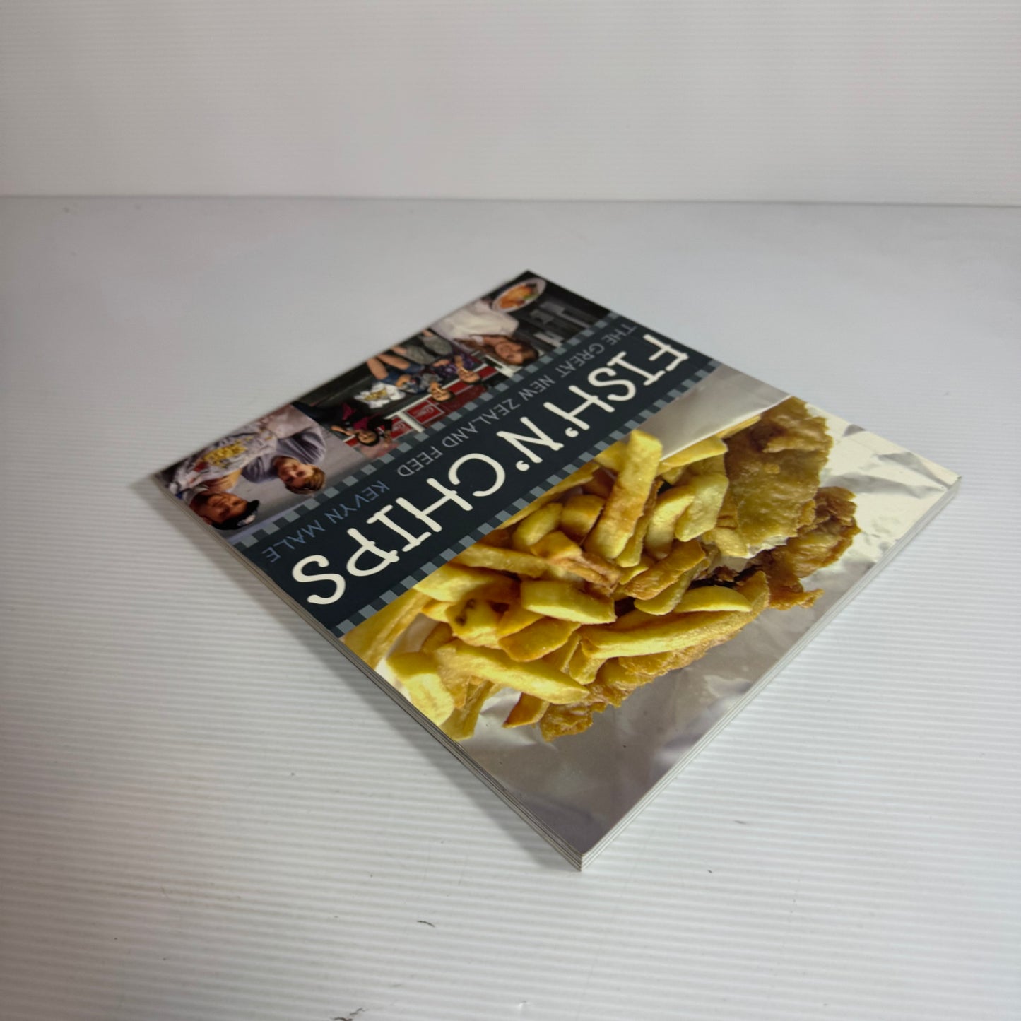 Fish'N'Chips: The Great New Zealand Feed - Kevyn Male