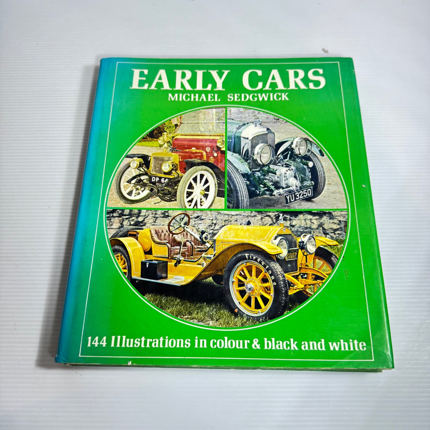 Early Cars : 144 Illustrations in Colour & Black and White - Michael Sedgwick (Vintage 1962)