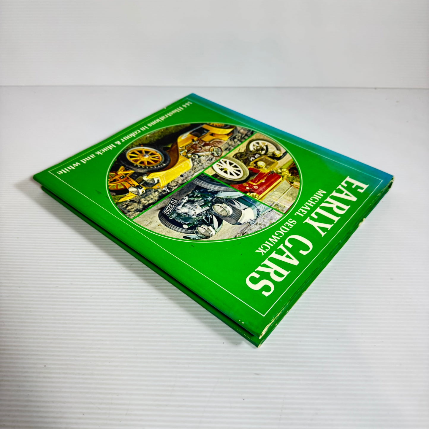 Early Cars : 144 Illustrations in Colour & Black and White - Michael Sedgwick (Vintage 1962)