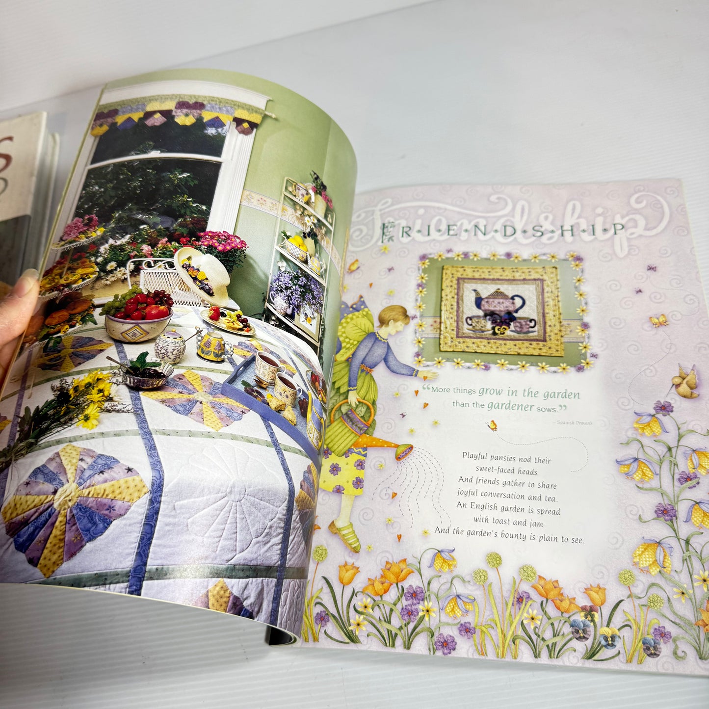Floral Inspirations - Debbie Mumm