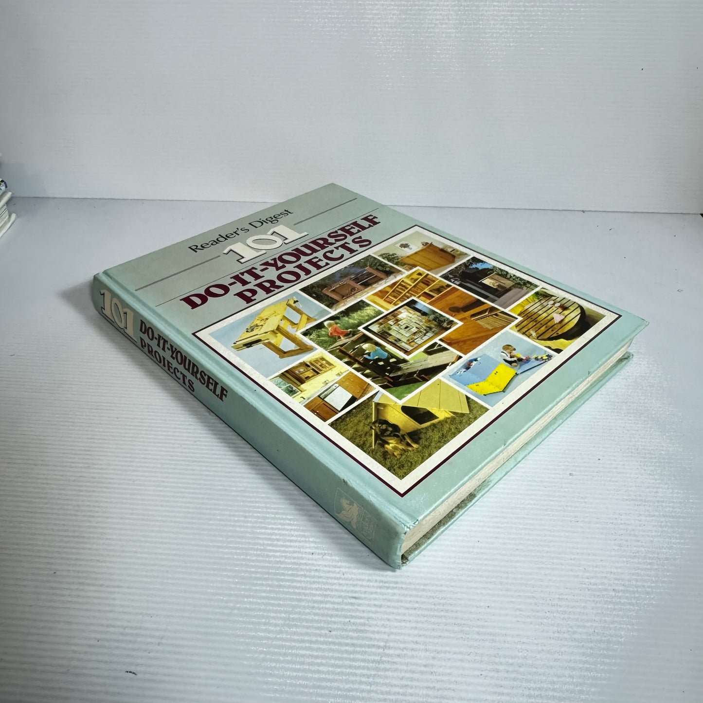 Reader's Digest 101 Do-It-Yourself Projects