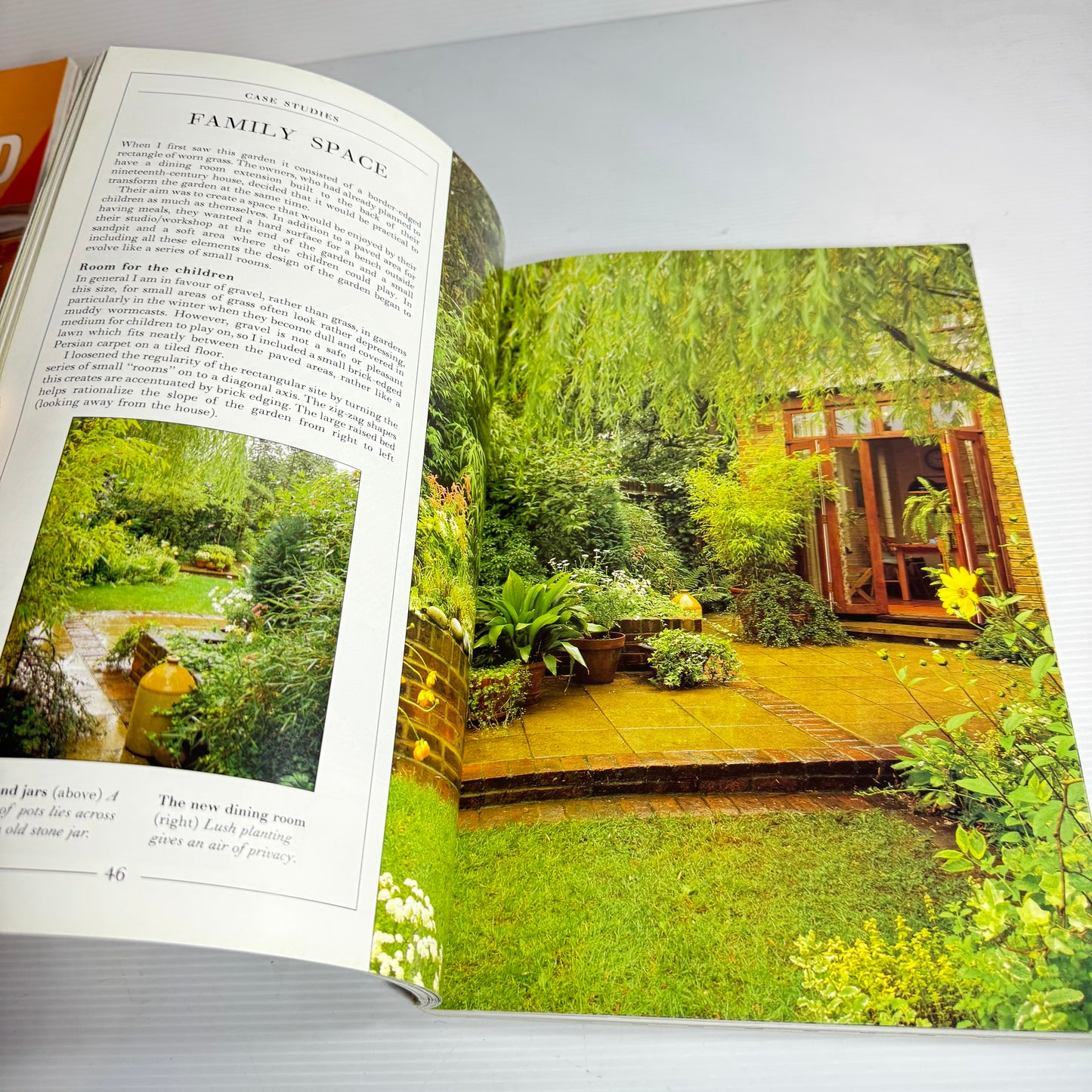 The New Small Garden Book - John Brooks