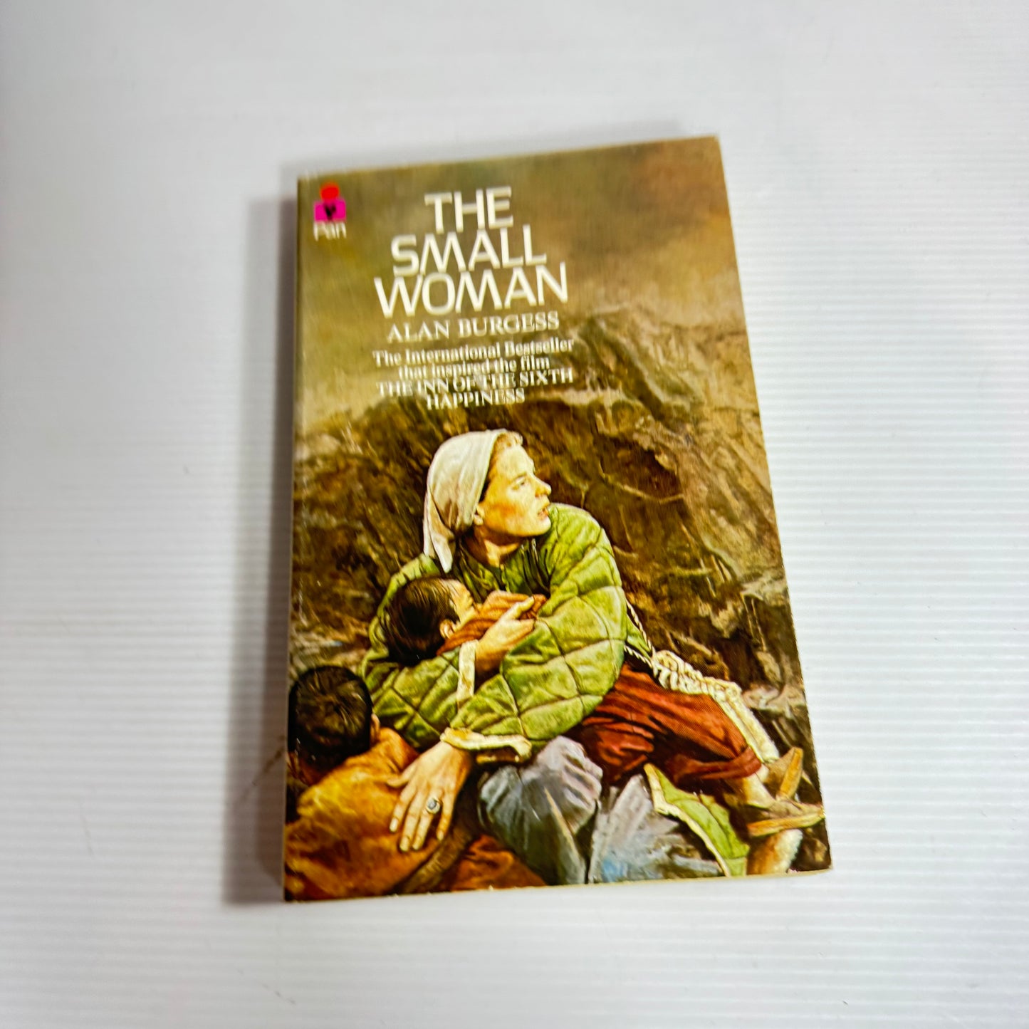 The Small Woman - Alan Burgess