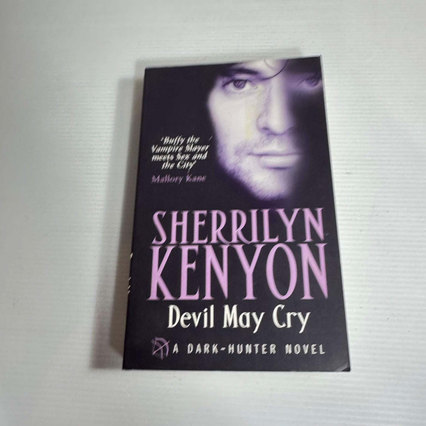 Devil May Cry : A Dark-Hunter Novel - Sherrilyn Kenyon