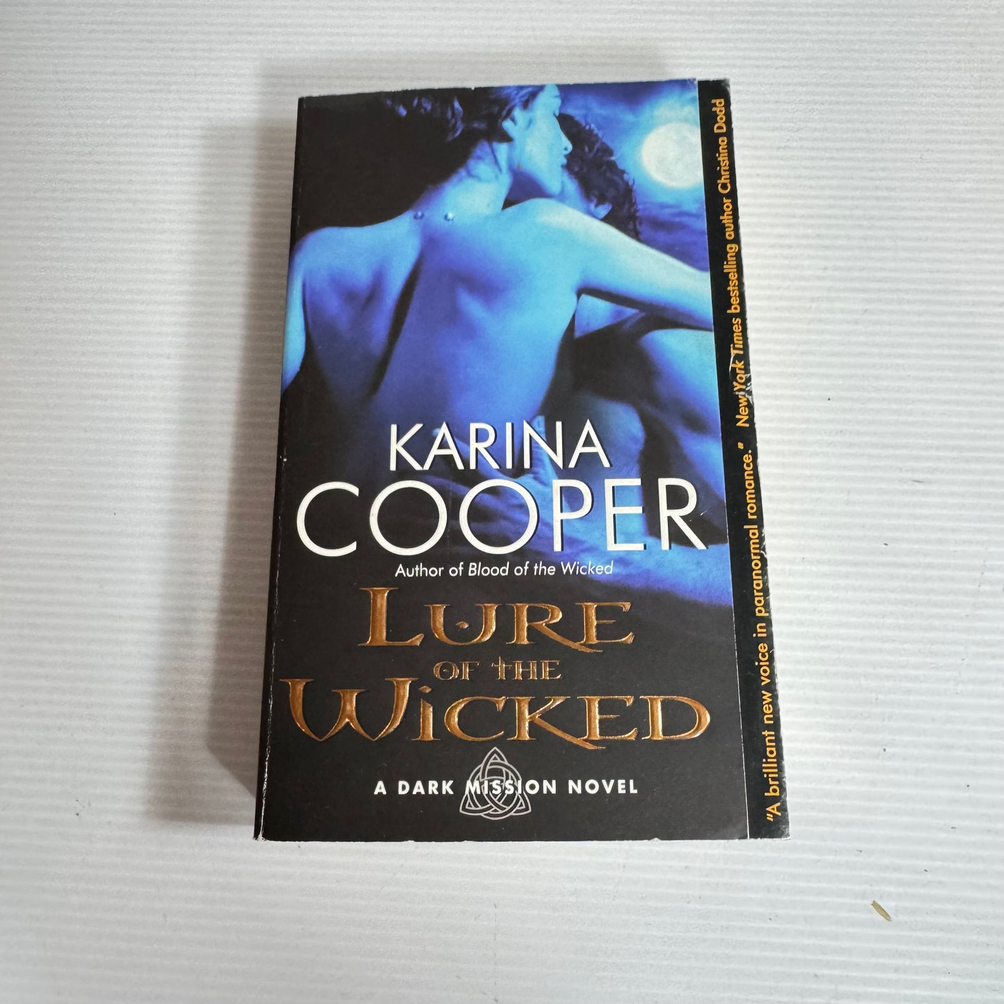 Lure Of The Wicked : A Dark Mission Novel - Karina Cooper