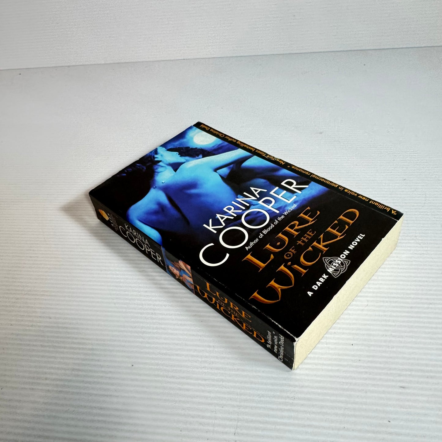 Lure Of The Wicked : A Dark Mission Novel - Karina Cooper