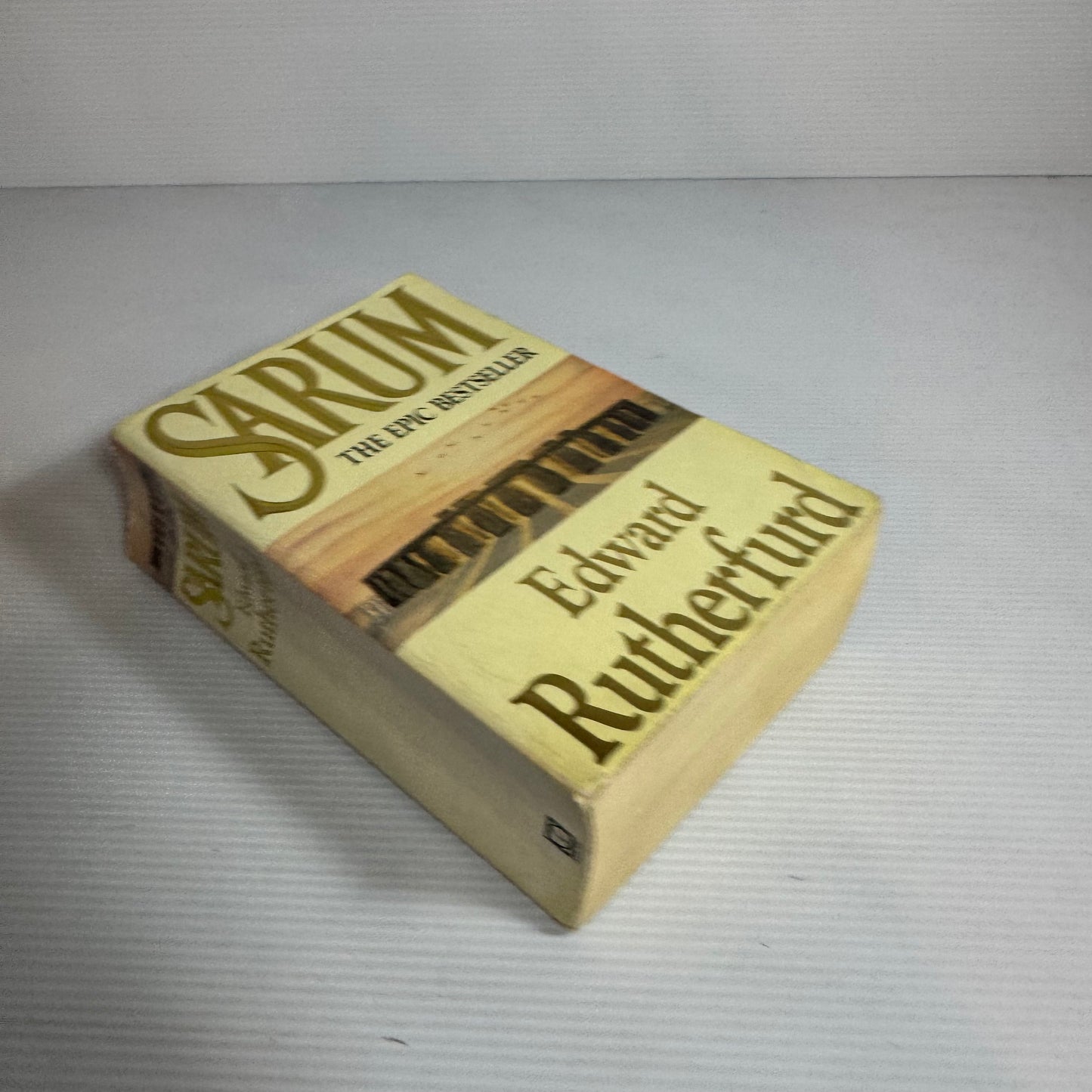 Sarum - Edward Rutherfurd (Vintage 1988)
