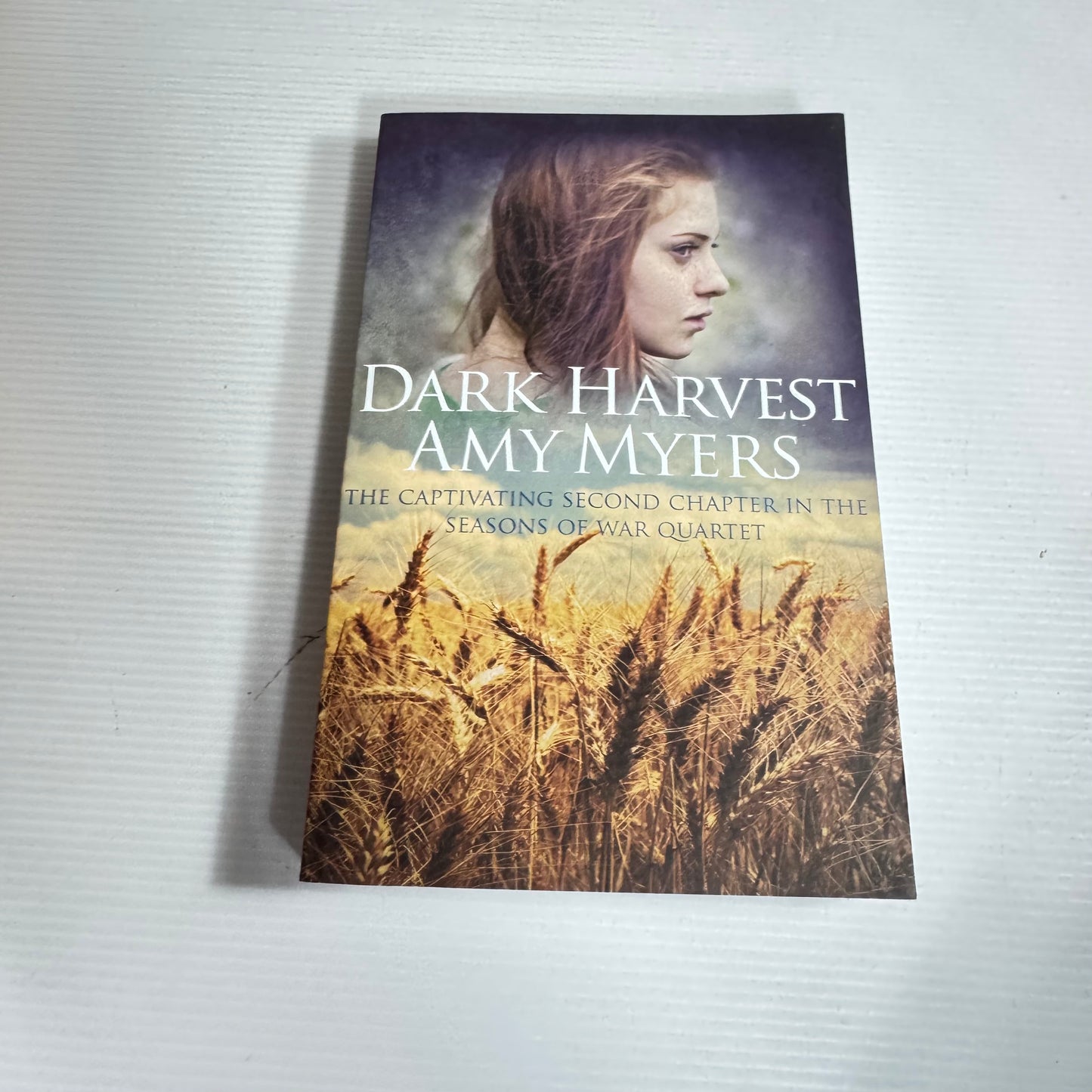 Dark Harvest - Amy Myers (New)