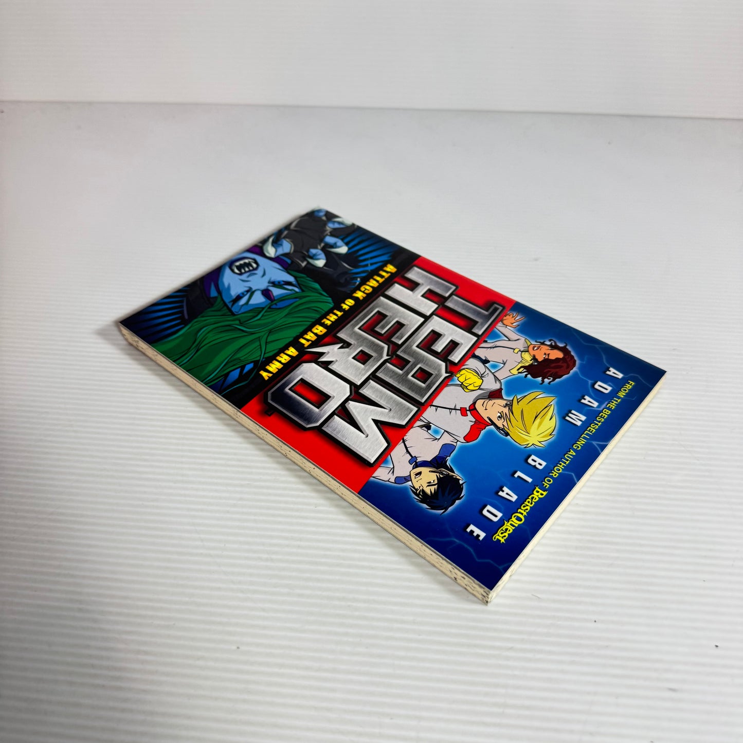 Team Hero : Attack of the Bat Army Book 2 - Adam Blade (New)