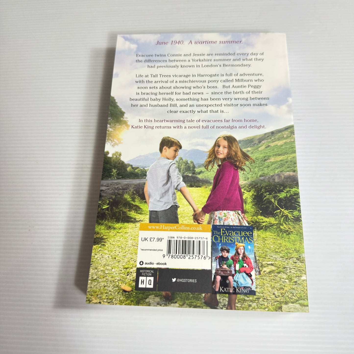 The Evacuee Summer - Katie King (New)