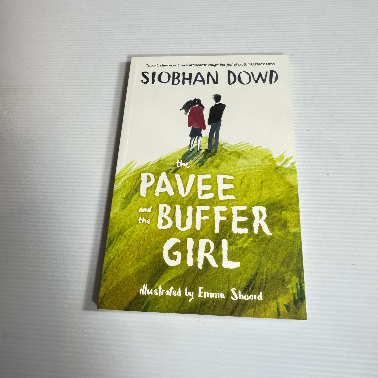 The Pavee and the Buffer Girl - Siobhan Dowd (New)