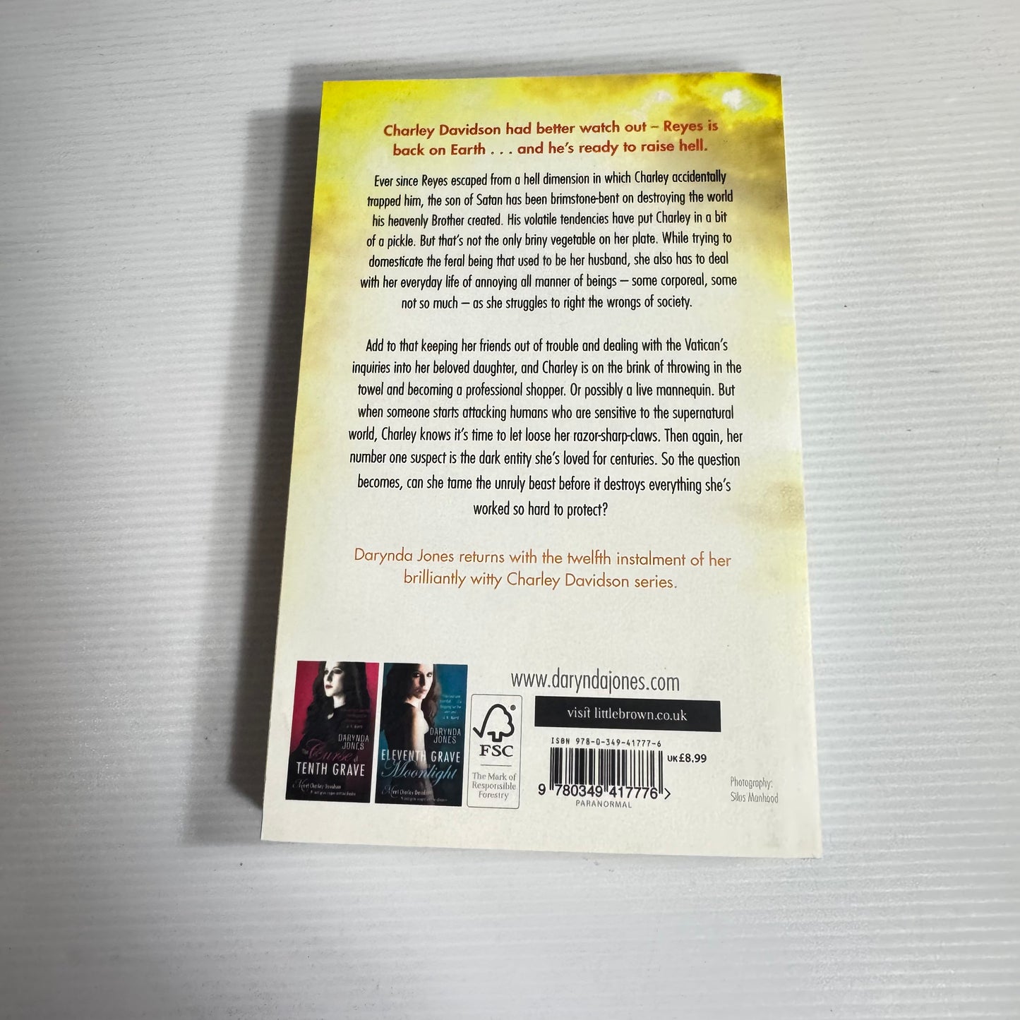 The Trouble with Twelfth Grave - Darynda Jones (New)