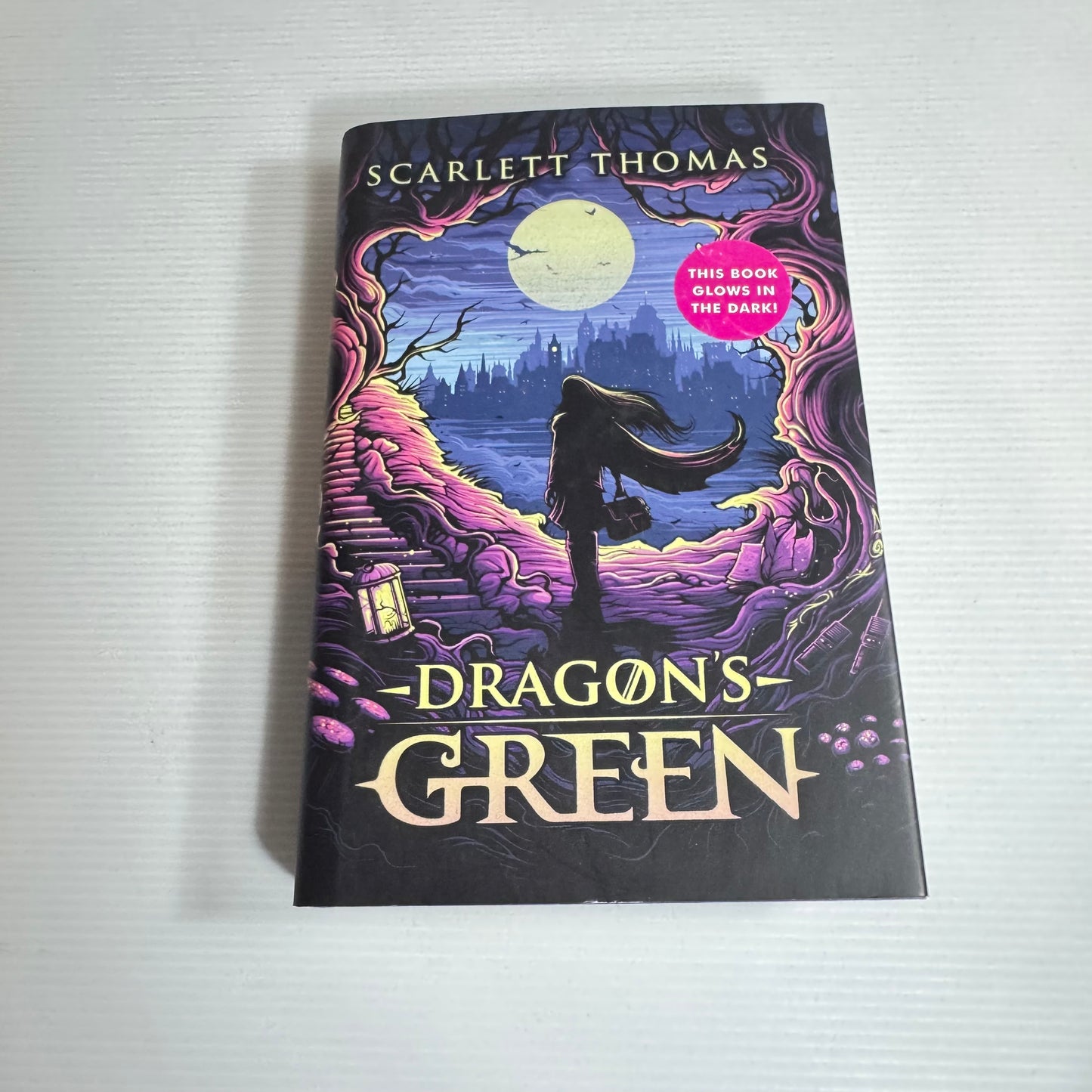 Dragon's Green - Scarlett Thomas (New)