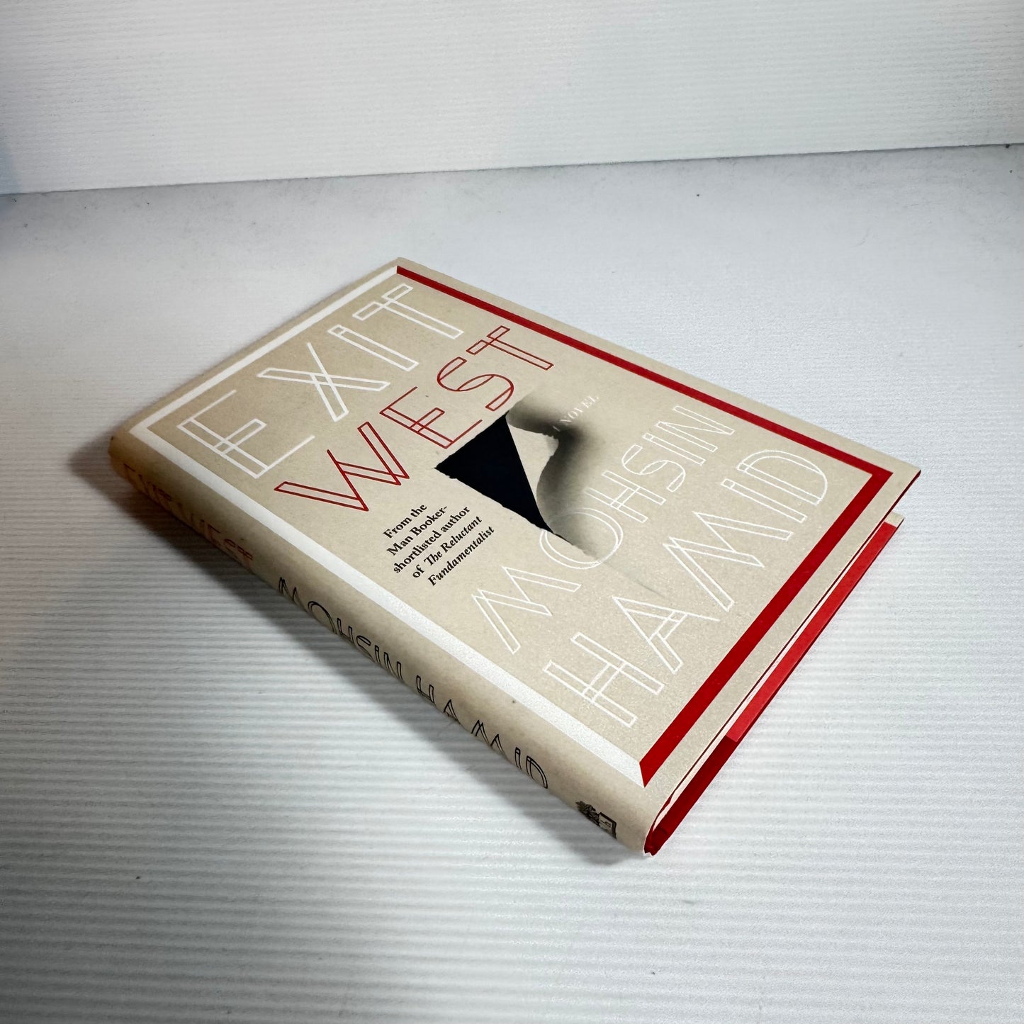 Exit West - Moshsin Hamid (New)