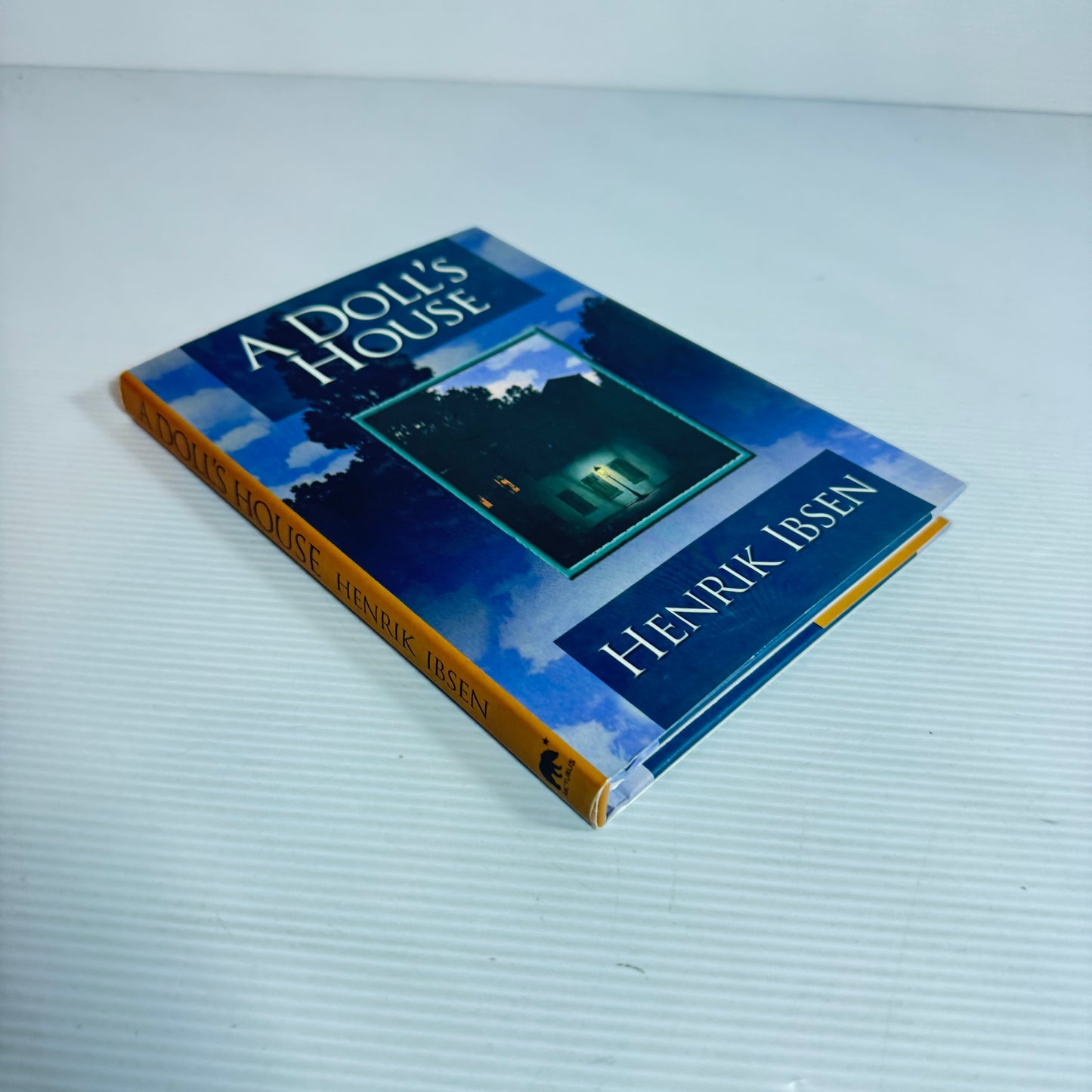 A Doll's House - Henrik Ibsen (New)