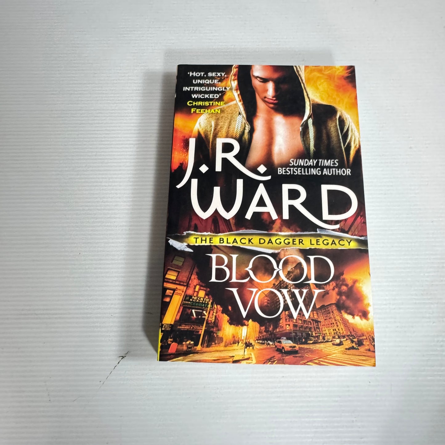 Blood Vow : The Black Dagger Legacy - J.W. Ward (New)