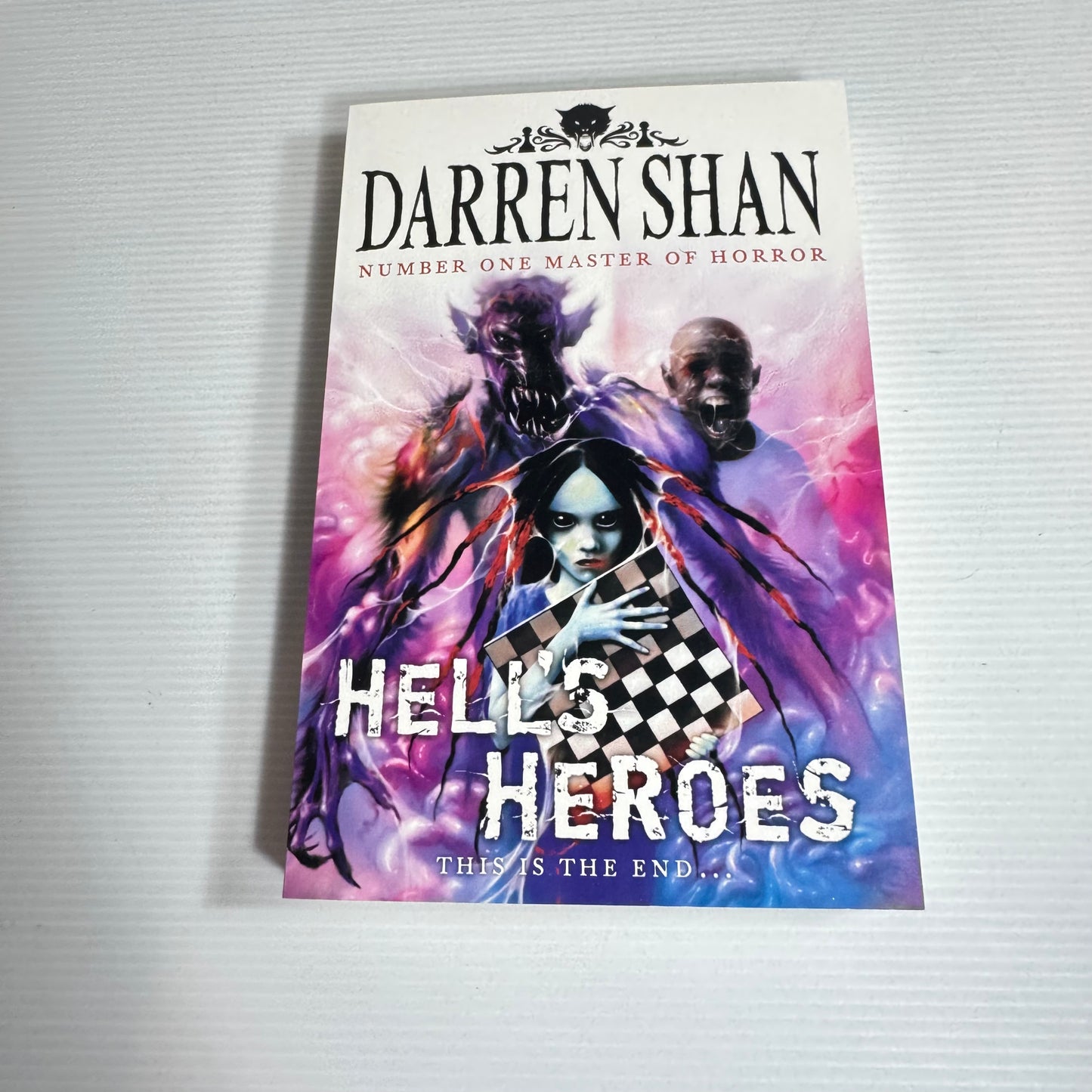 Hell's Heroes - Darren Shan (New)