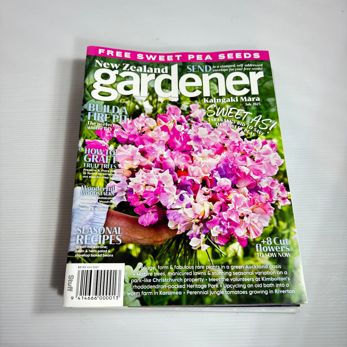 New Zealand Gardener Magazine x 11 : 2025 Jan, Feb, March, May, June, July Aug, Sept, Oct,  Nov, Dec (3329)