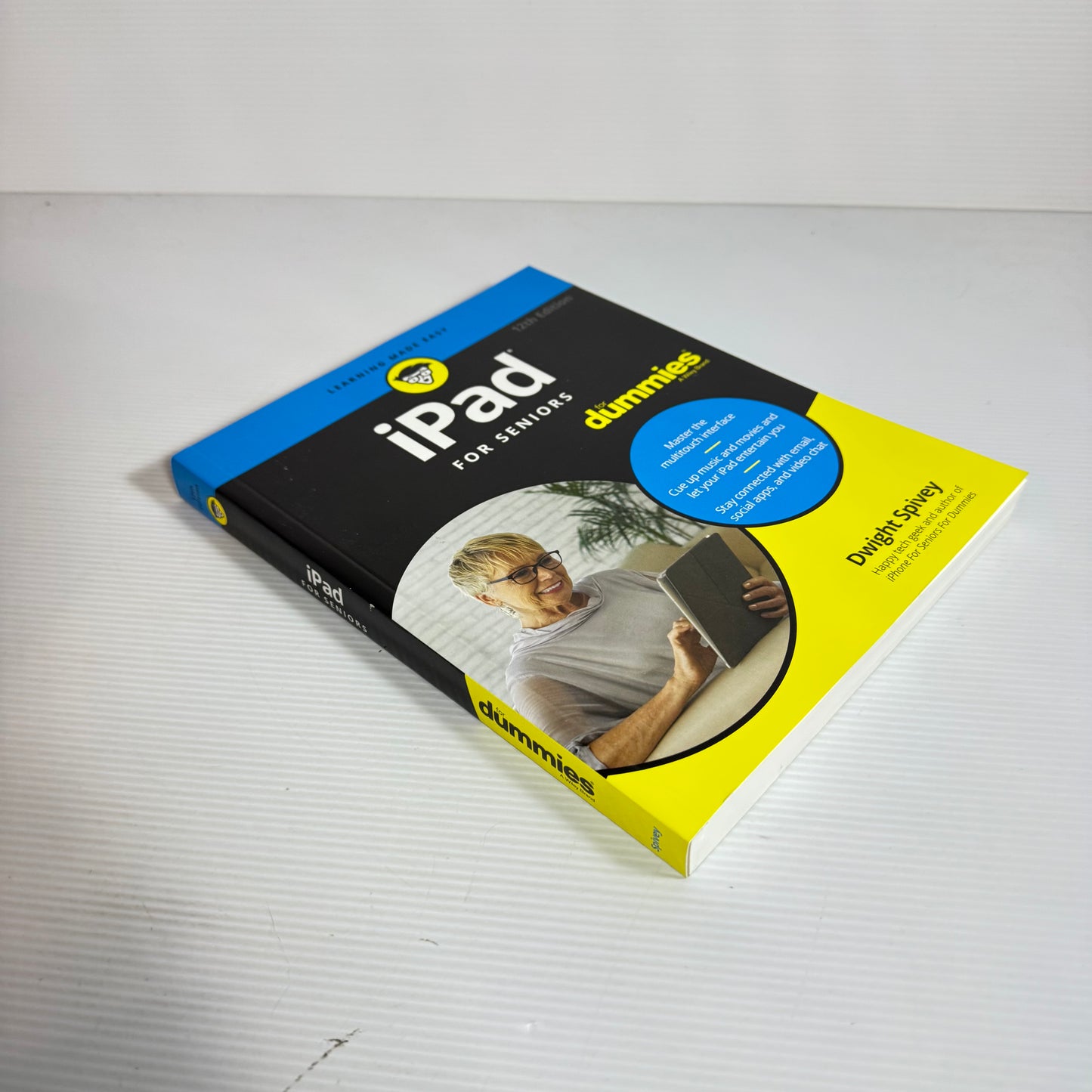 Learning Made Easy: iPad For Seniors - Dwight Spivey (New)