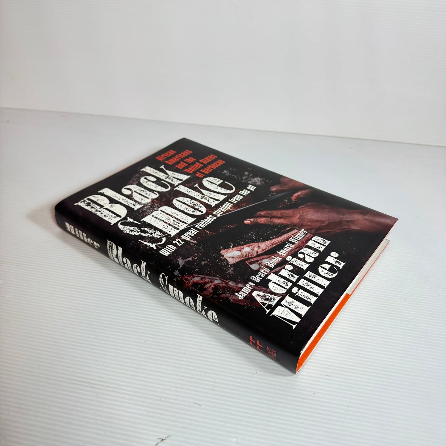 Black Smoke : With 22 Recipes Straight From the Pit - Adrian Miller (New)