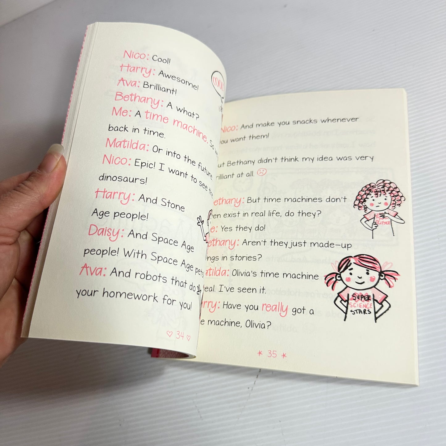 Olivia's Secret Scribbles : Super Science Stars - Meredith Costain & Danielle McDonald (New)