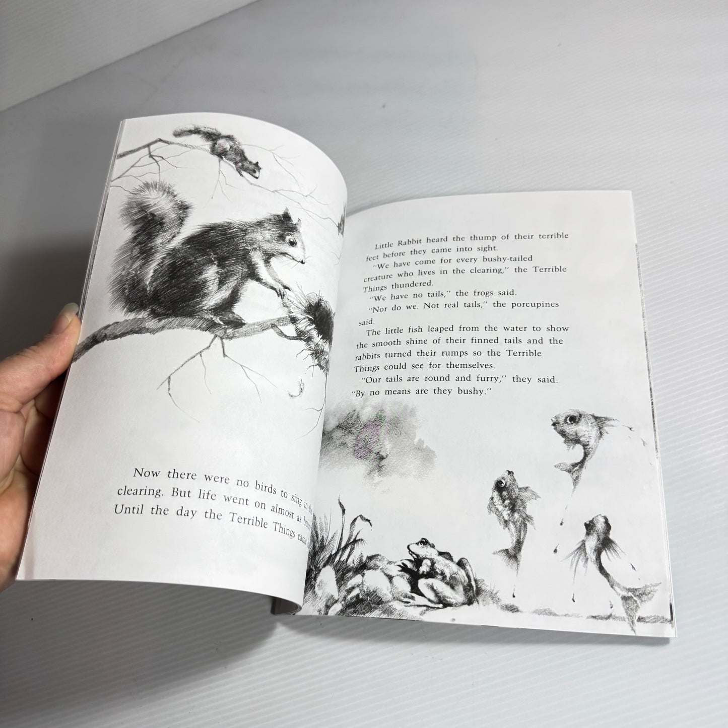 Terrible Things: An Allegory Of The Holocaust - Eve Bunting (Illustrated) (New)