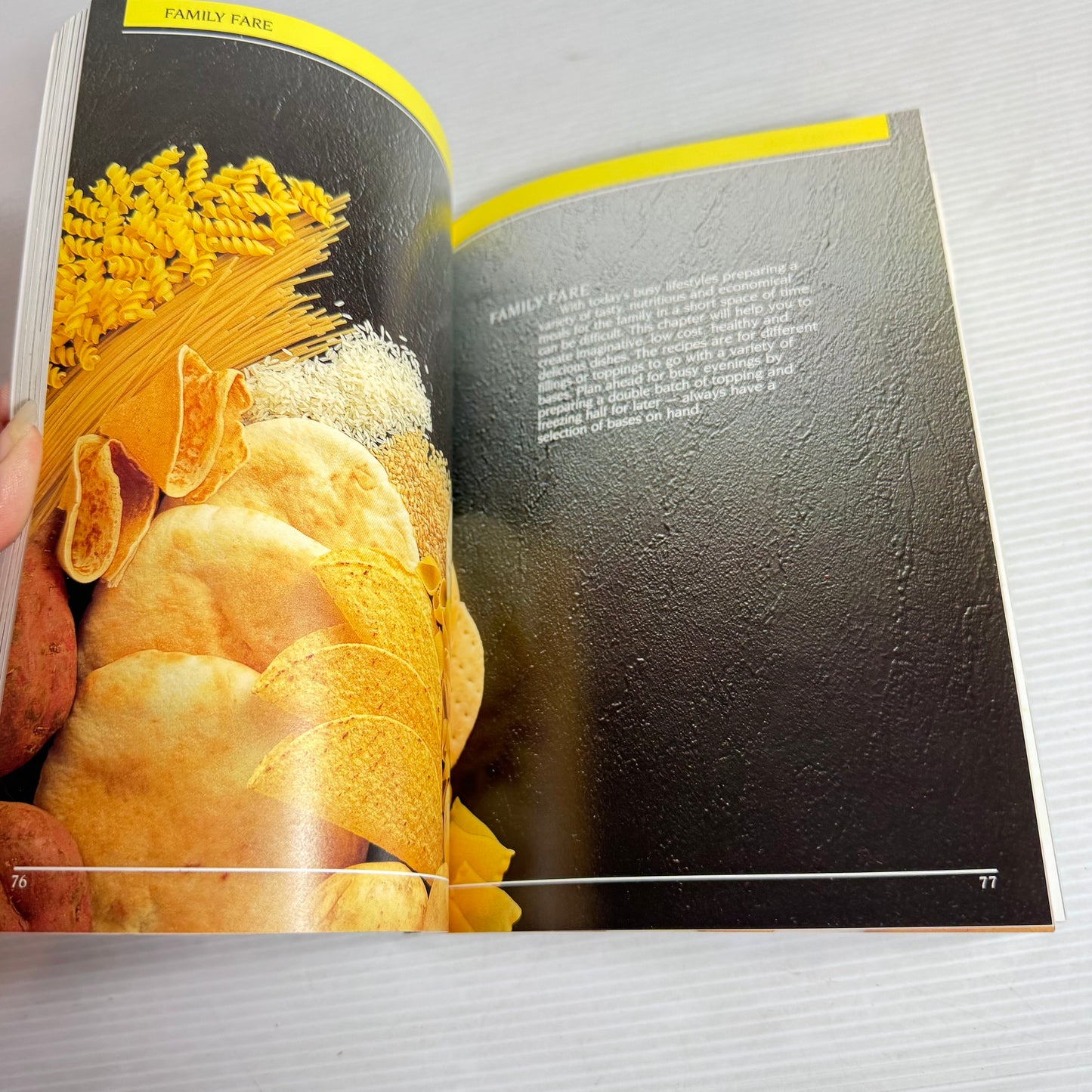 Family Food & Fine Food For the Heart Book Bundle - The National Heart Foundation of New Zealand  x 2 Books (2800)