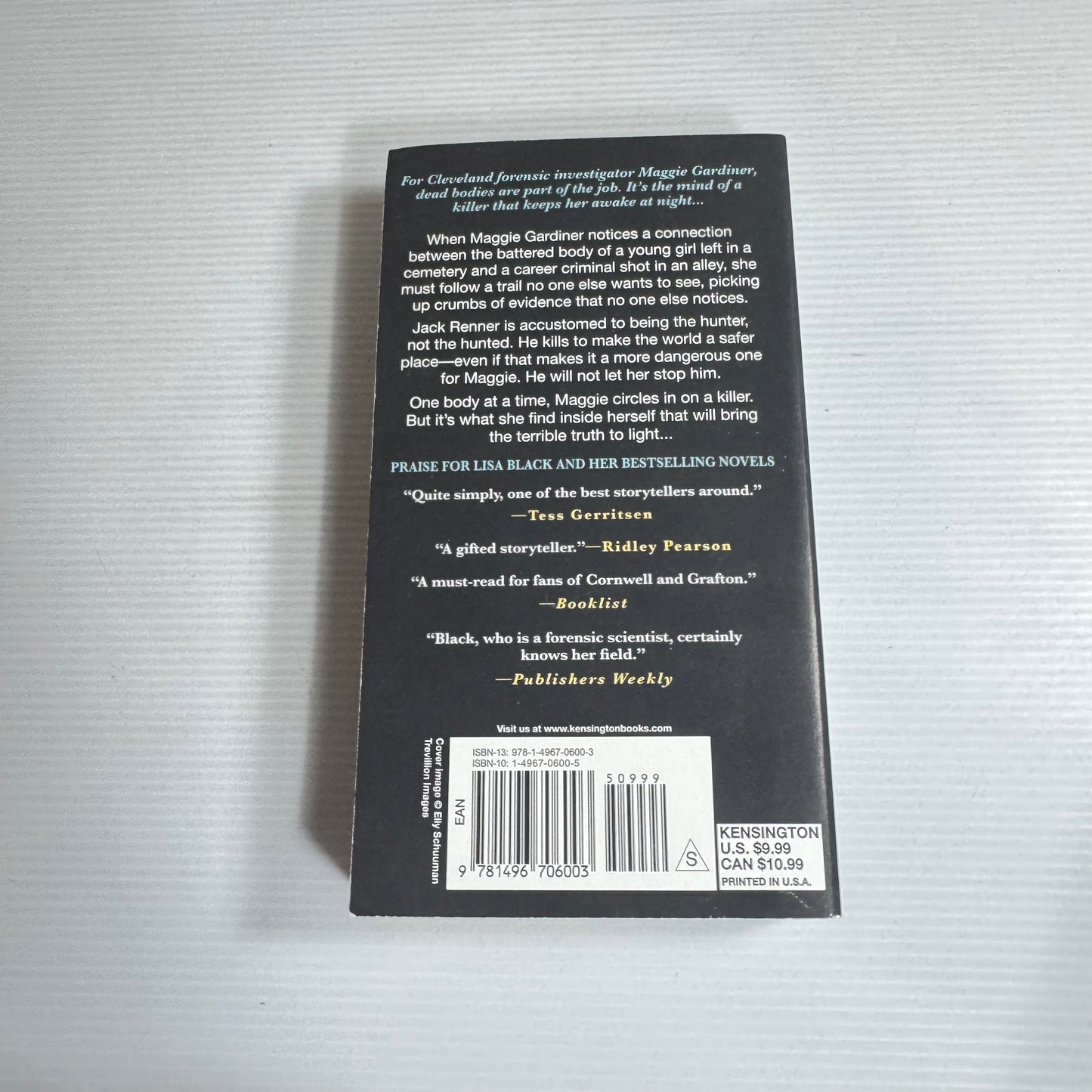 That Darkness: A Gardiner And Renner Thriller - Lisa Black (New)