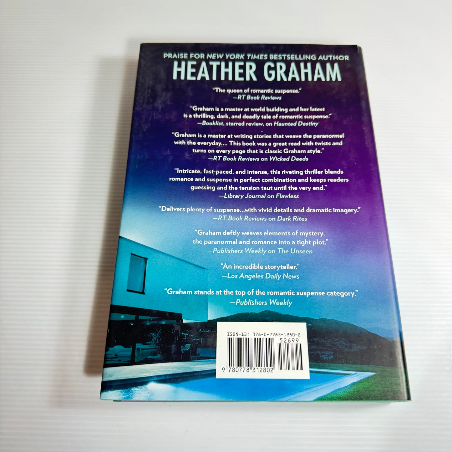 Fade To Black - Heather Graham (New)