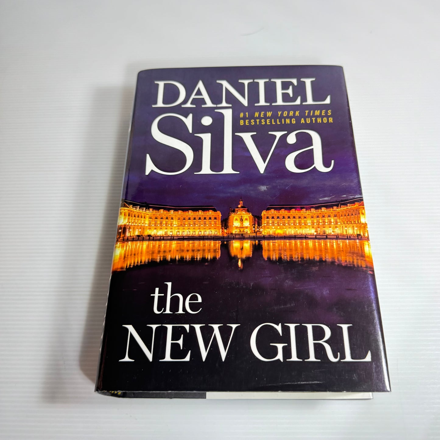 The New Girl - Daniel Silva (New)