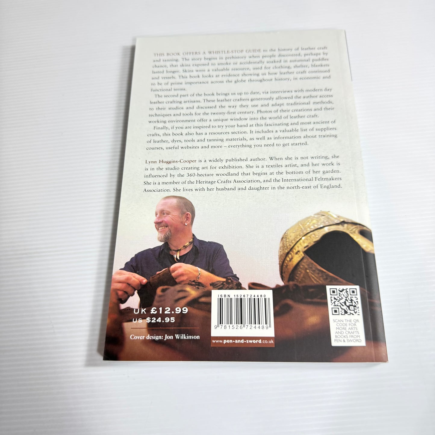 Leatherwork And Tanning - Lynn Huggins-Cooper (New)
