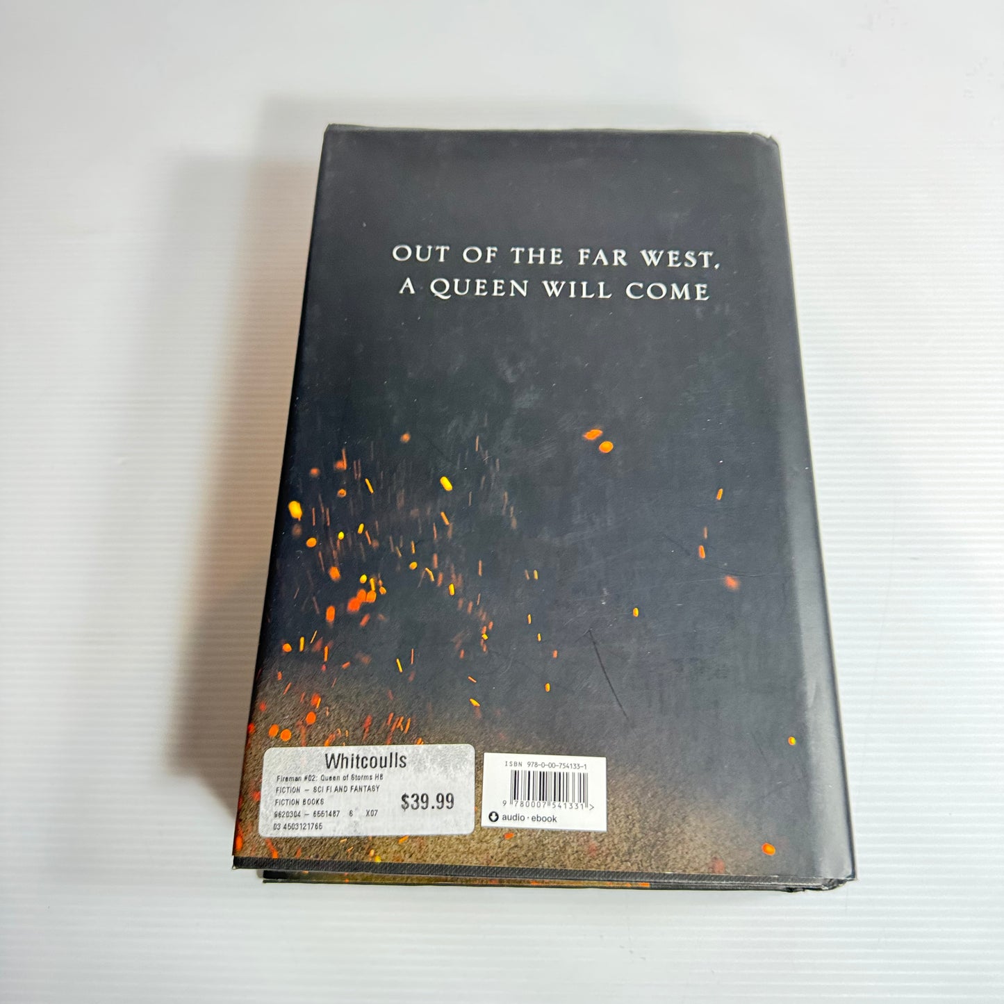 Queen Of Storms (The Firemane Saga: Vol 2) - Raymond E. Feist (New)
