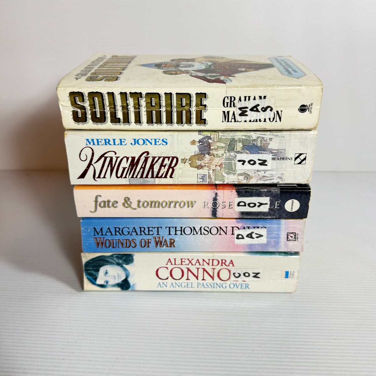 Historical Romance Bundle x 5 : Kingmaker - Merle Jones, Fate & Tomorrow - Rose Doyle, Solitaire - Graham Masterton, Wounds of War - Margaret Thomson Davis, An Angel Passing Over - Alexandra Connor (3376)