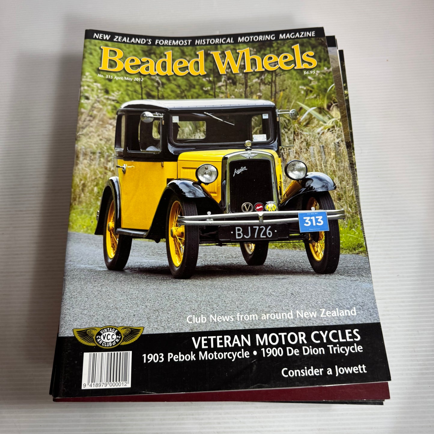 2011-2014 Vintage Beaded Wheels Magazine Bundle x 25 Magazines (2623)