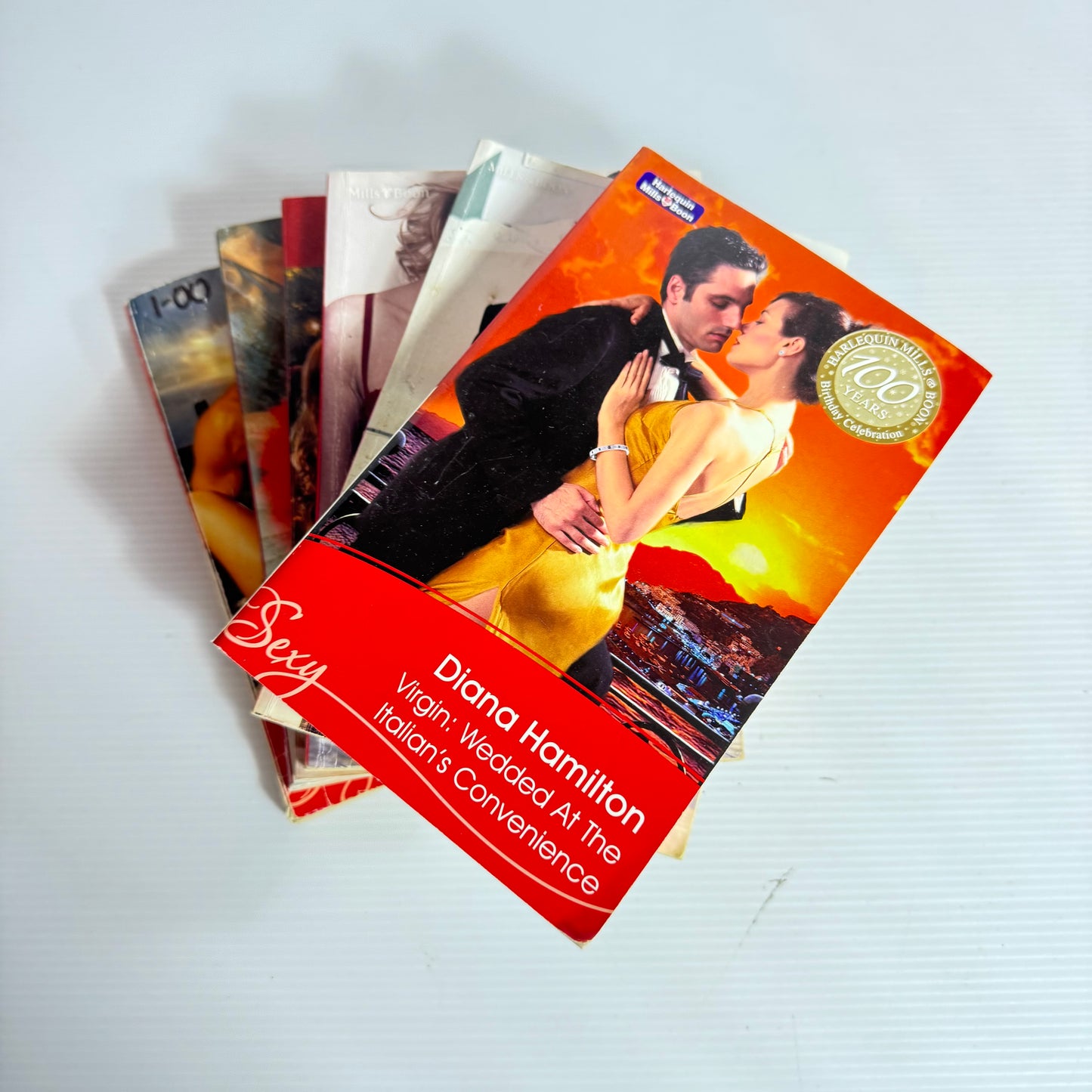 Mills & Boon Sexy and Blaze Book Bundle x 6 Books (3148)