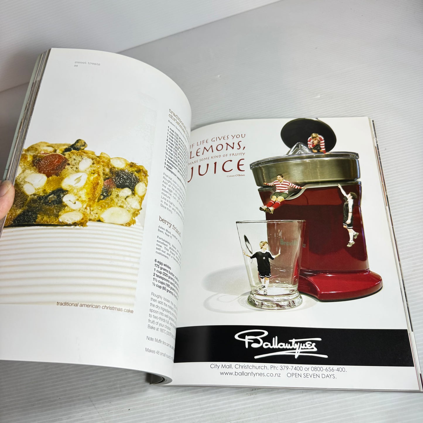 New Zealand Cookbook Bundle x 3 : Everyday Epicurean - Catherine Bell, Combined - St Margaret's College & Christ's College, Taste Favourites - Allyson Grofton, Jennifer Yee, Laurie Black, Tracey Sunderland (2943)