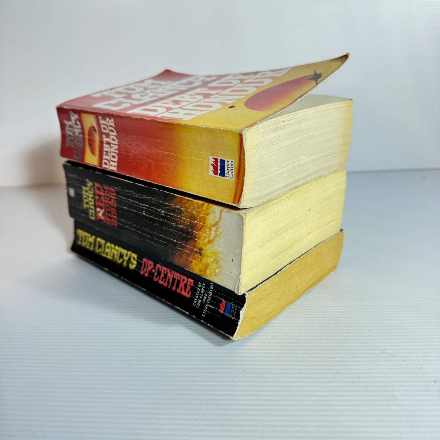 Tom Clancy Book Bundle x 3 Books : Debt of Honour, Op-Centre, Red Storm Rising (3135)