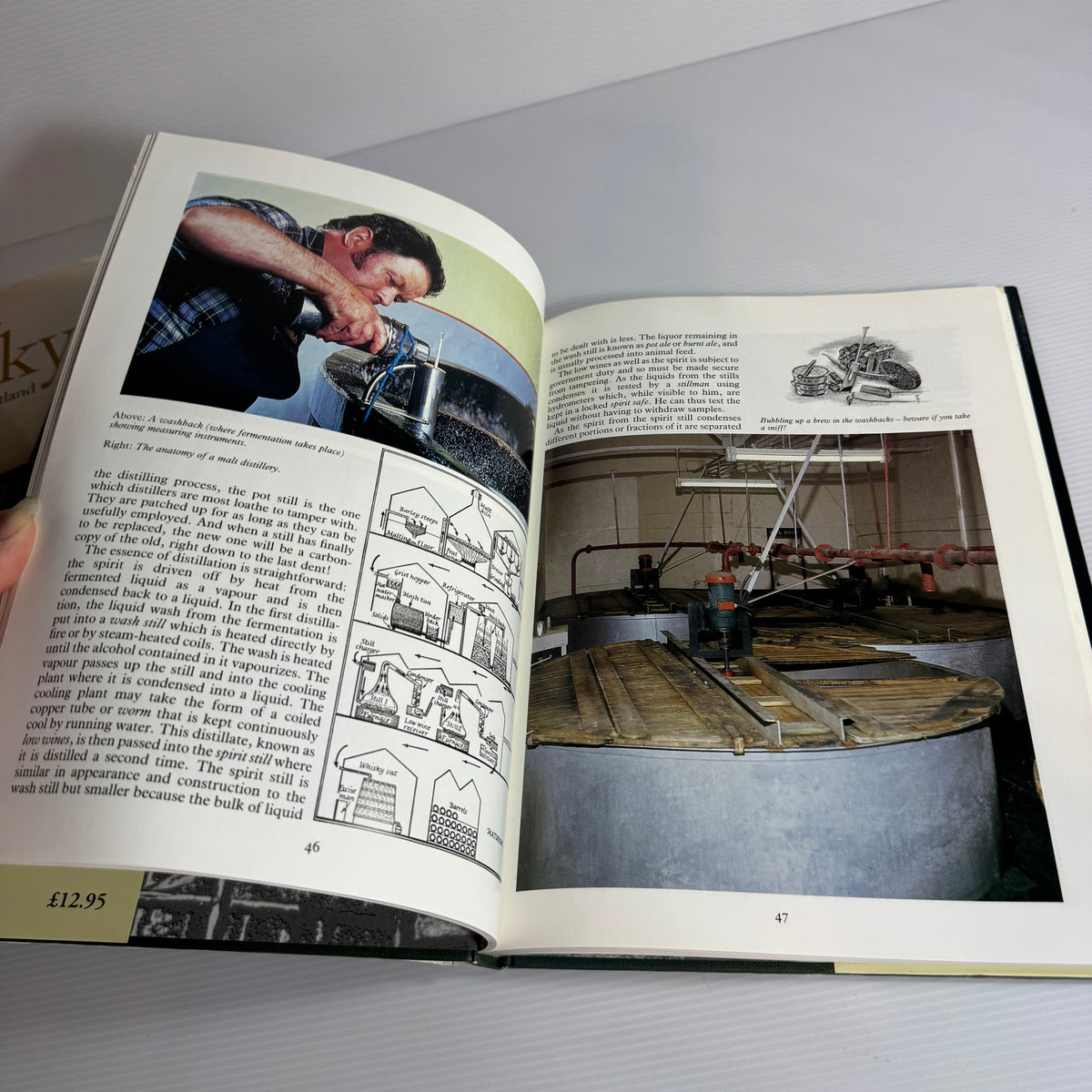 Scottish Whisky Bundle x 2 : Malt Whisky A Taste of Scotland - Graham Moore & The Scotch Whisky Book - Mark Skipworth (3478)