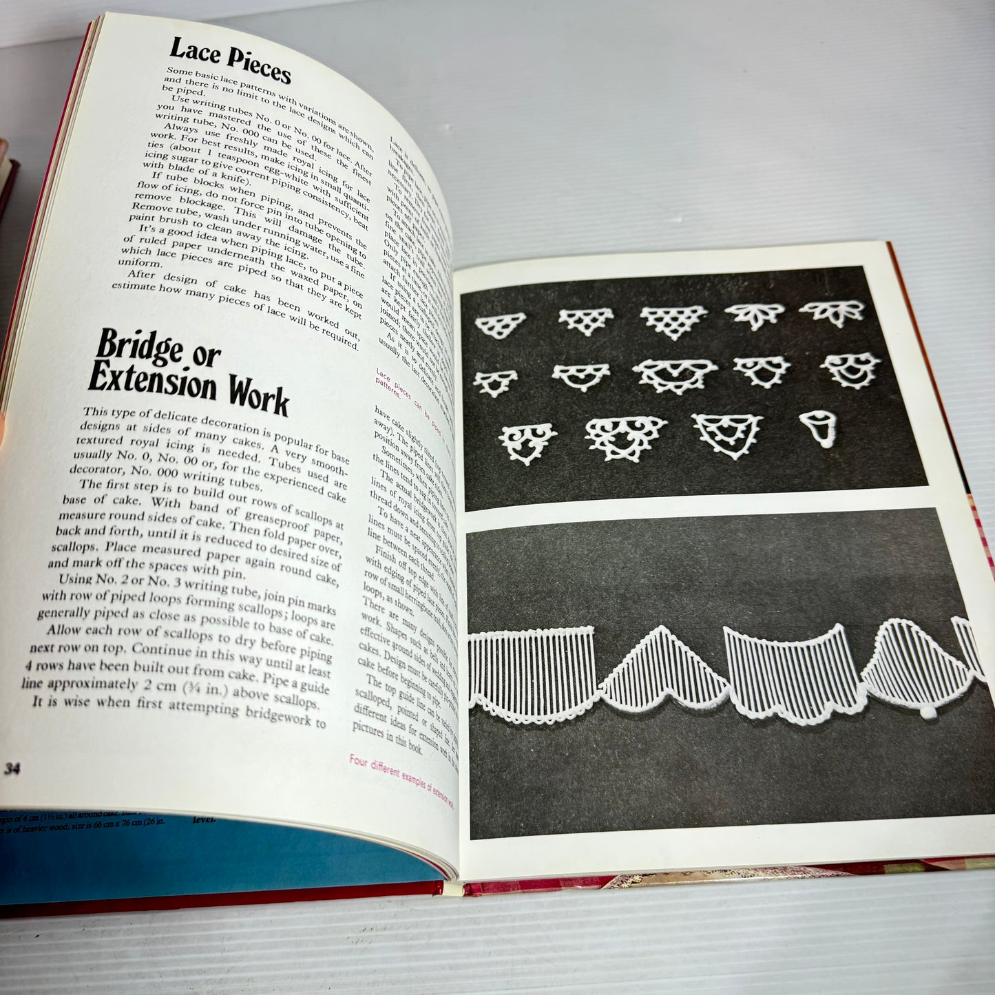 Vintage Cake Decorating Book Bundle x 3 : Floral Cake Decorating - Norma Dunn (1982), The Complete Book of Cake Decorating - Ellen Sinclair (1982), The Art of Cake Decorating Finishing Touches - Pat Ashby & Tombi Peck