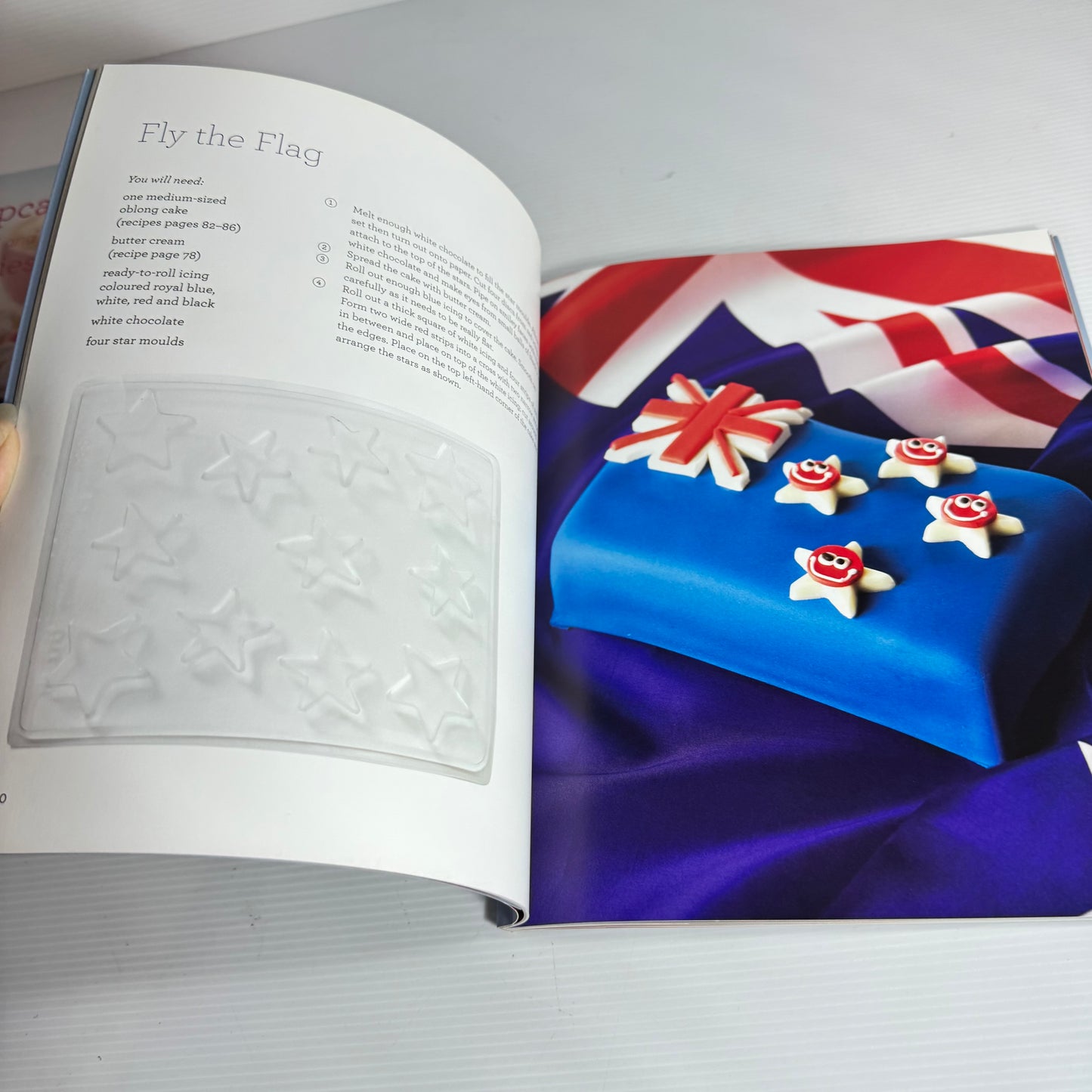 Kiwi Cupcake Book Bundle x 3 Books (3219)