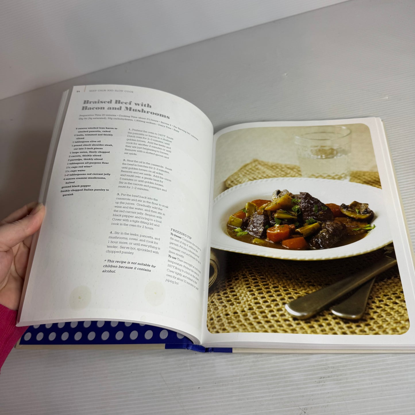Crockpot & Slow Cooker Cookbook Bundle x 3 : Robyn Martin's Easy Budget Recipes, Robyn Martin's Simply Delicious Recipes, Keep Calm and Slow Cook (2905)