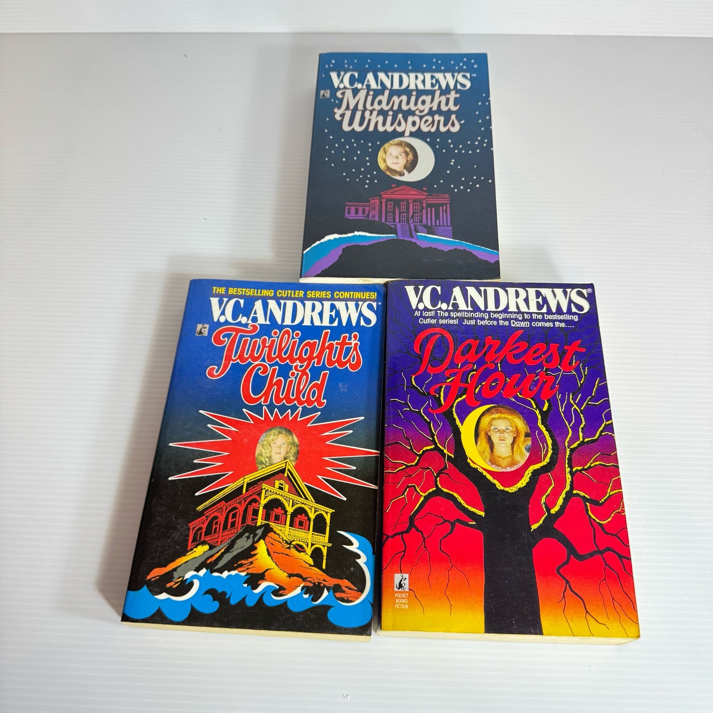V.C. Andrews Book Bundle x 3 Books : Midnight Whispers, Twilights Child and Darkest Hour (579)